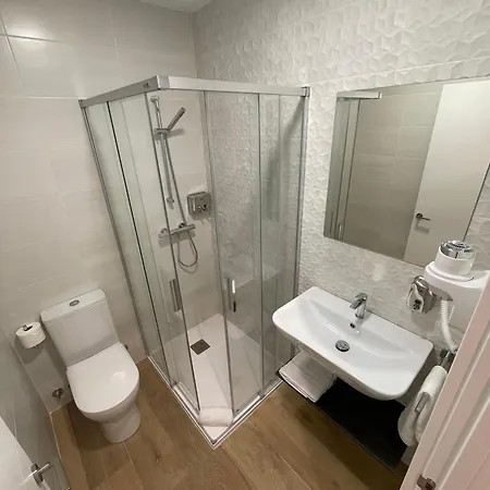 Δωμάτια σε οικογενειακή κατοικία Arrisal *